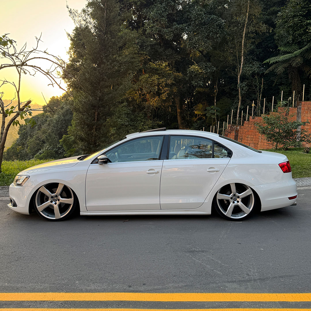 154ª - JETTA HIGHLINE C/ RODAS OEM